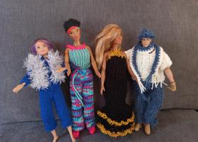 Knitting group launches unique dolls fashion display